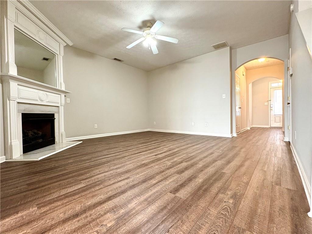 3884 Grovemont Place