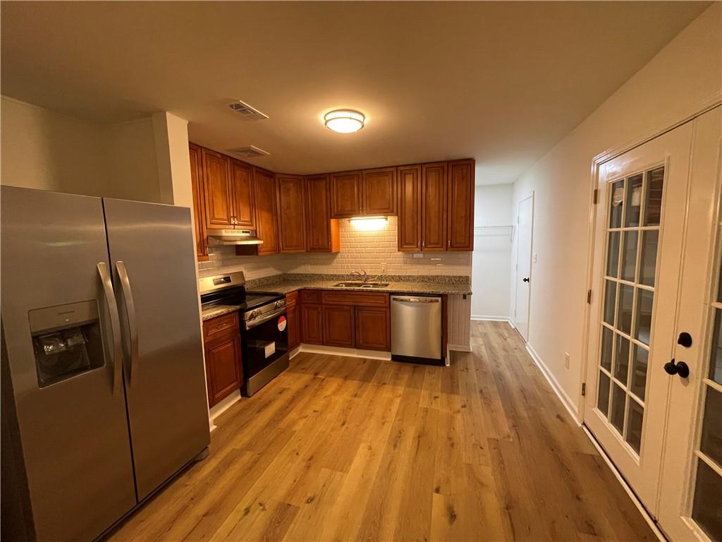 6927 Eunice Drive, Riverdale, Georgia image 3