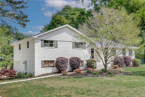 Photo of 151 Suburban Drive NE, Kennesaw, GA 30144 (MLS # 7746802)