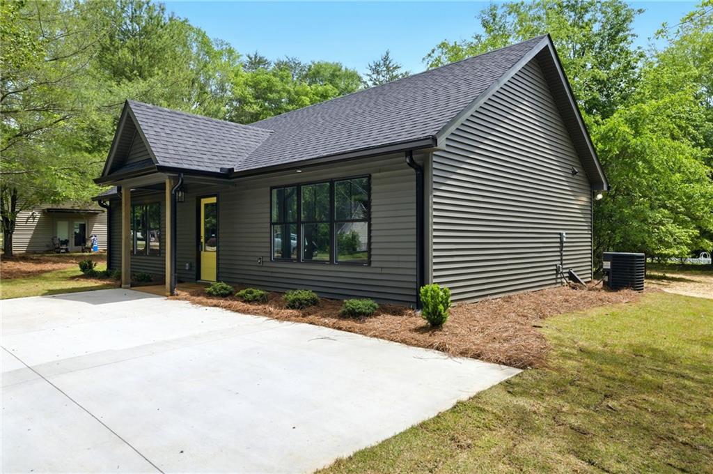 8091 Beachwood Drive, Murrayville, Georgia image 24
