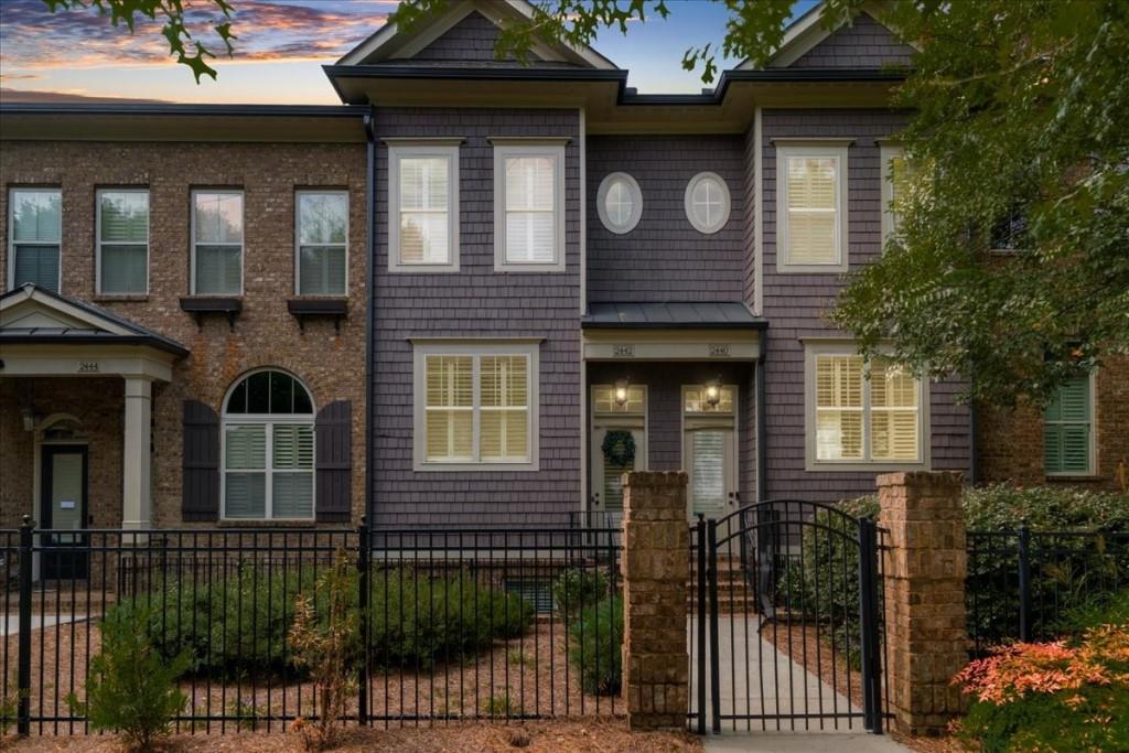 2442 Gatebury Circle