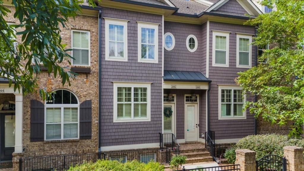 2442 Gatebury Circle