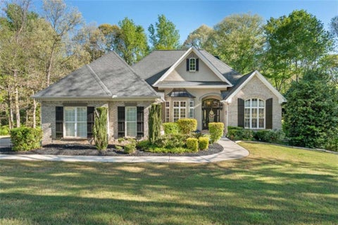 Homes For Sale - 6160 Montlake Avenue<br/> Mcdonough, GA 30253