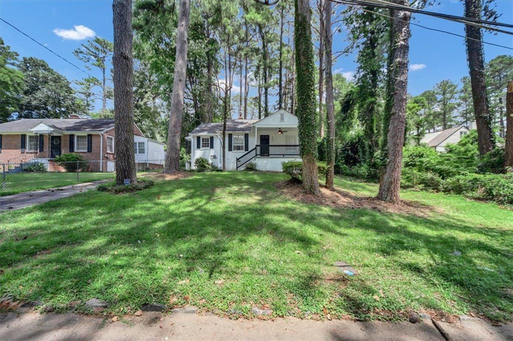 914 Rosemary Avenue SW