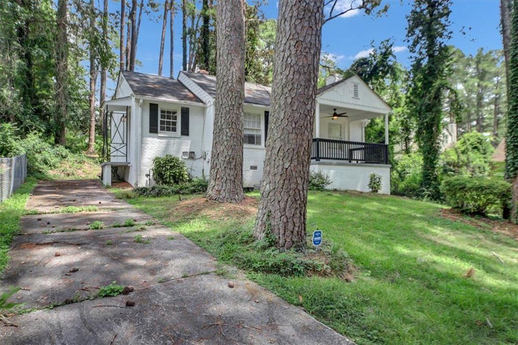 914 Rosemary Avenue SW