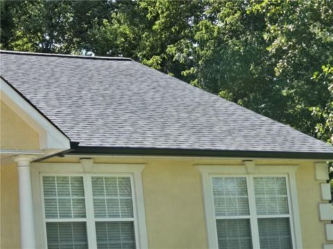 A home in South Fulton