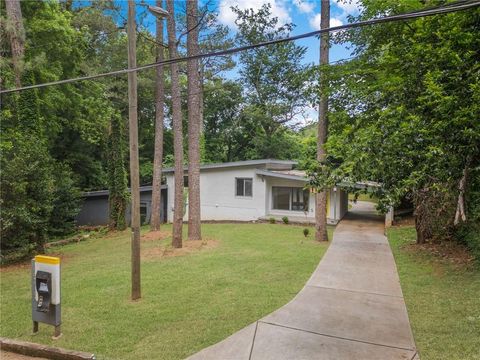 2575 Flagstone Drive SE Atlanta GA 30316