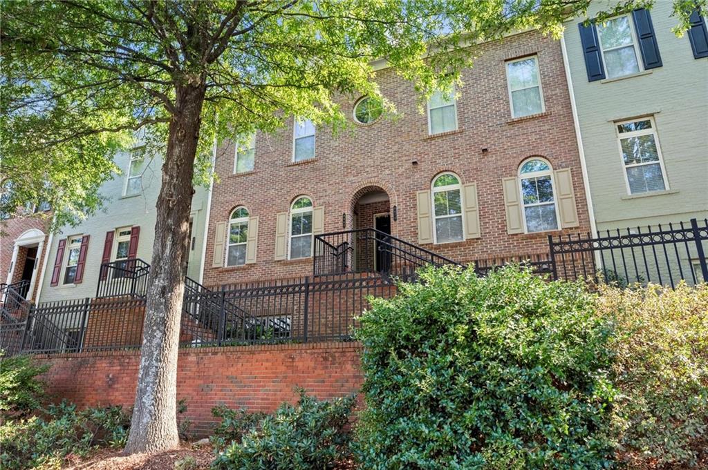 6468 Chariot Street 19