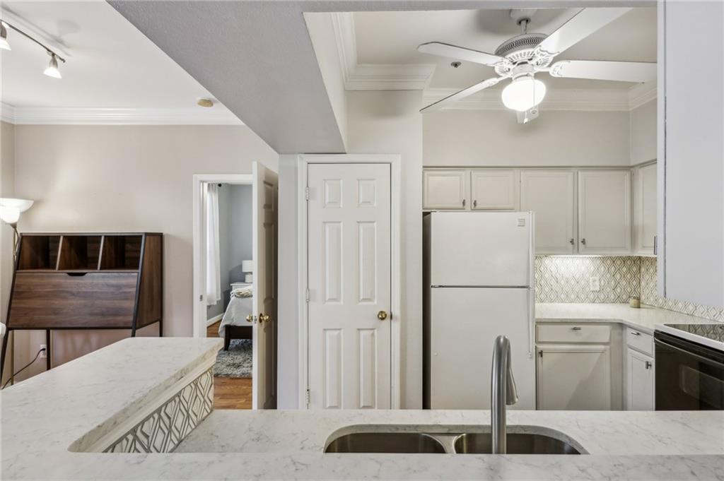 3777 Peachtree Road NE 1216