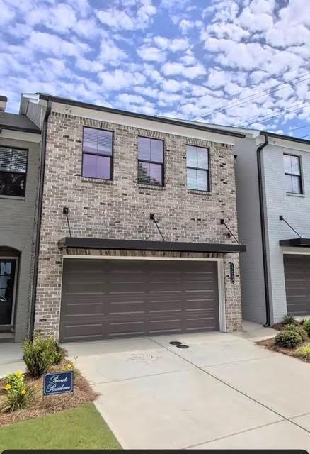 1013 Rohner Way