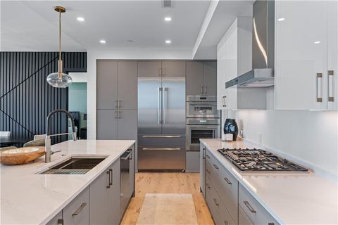 2425 Peachtree Road NE 1211 Atlanta GA 30305