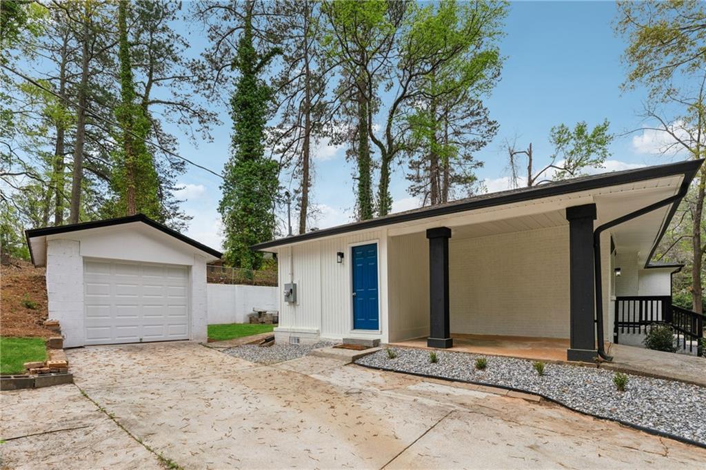307 Gordon Woods Drive, Mableton, Georgia image 4