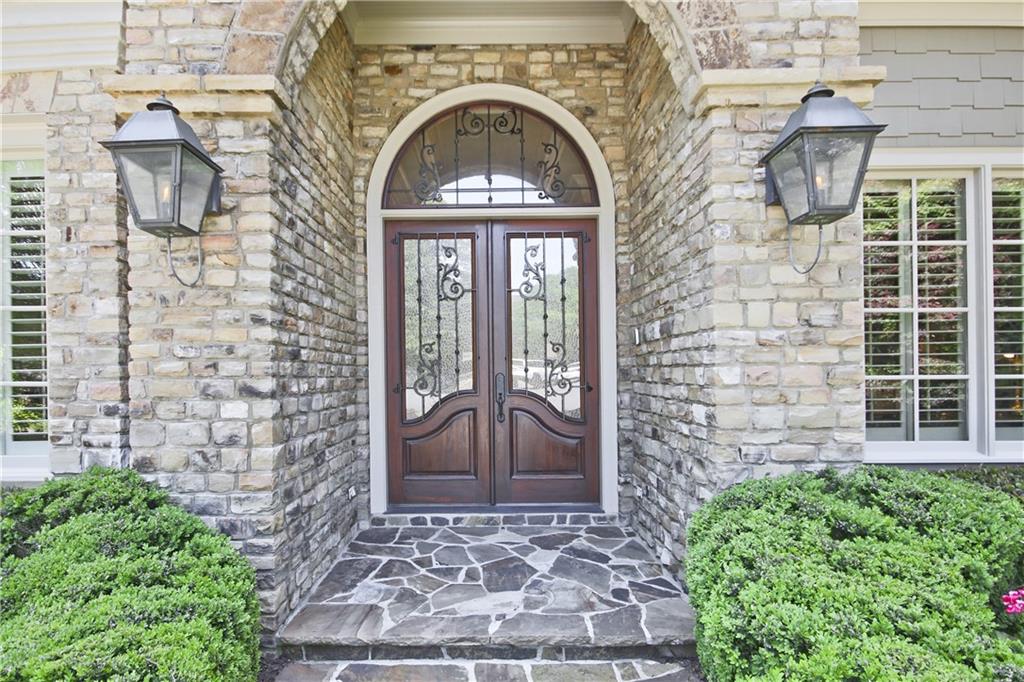5118 Greythorne Lane