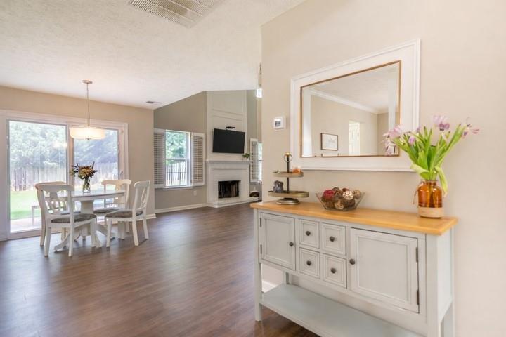 11070 Crabapple Lake Drive