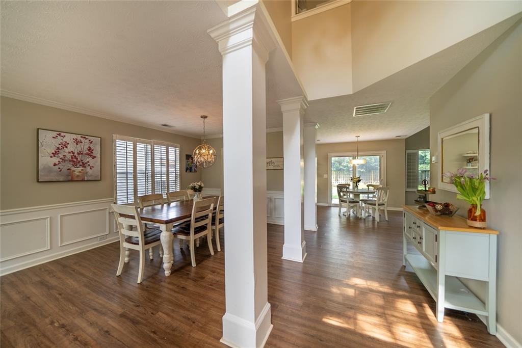 11070 Crabapple Lake Drive