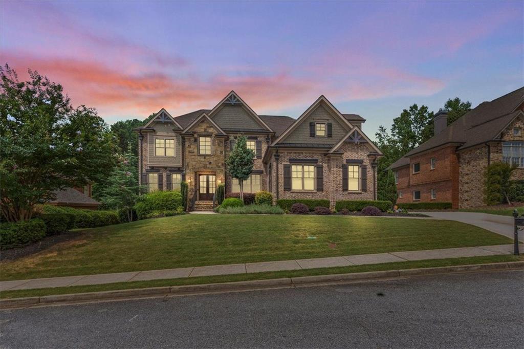 2996 CAMBRIDGE HILL Drive