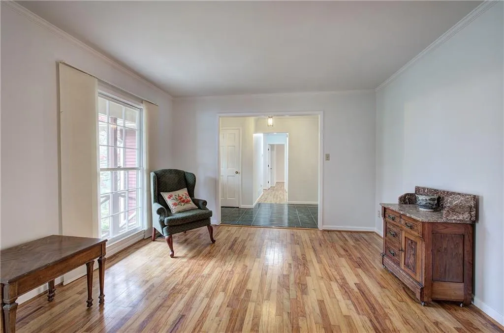 Marietta, Georgia 30068, United States, 4 Bedrooms Bedrooms, ,3 BathroomsBathrooms,Residential,Active,171200