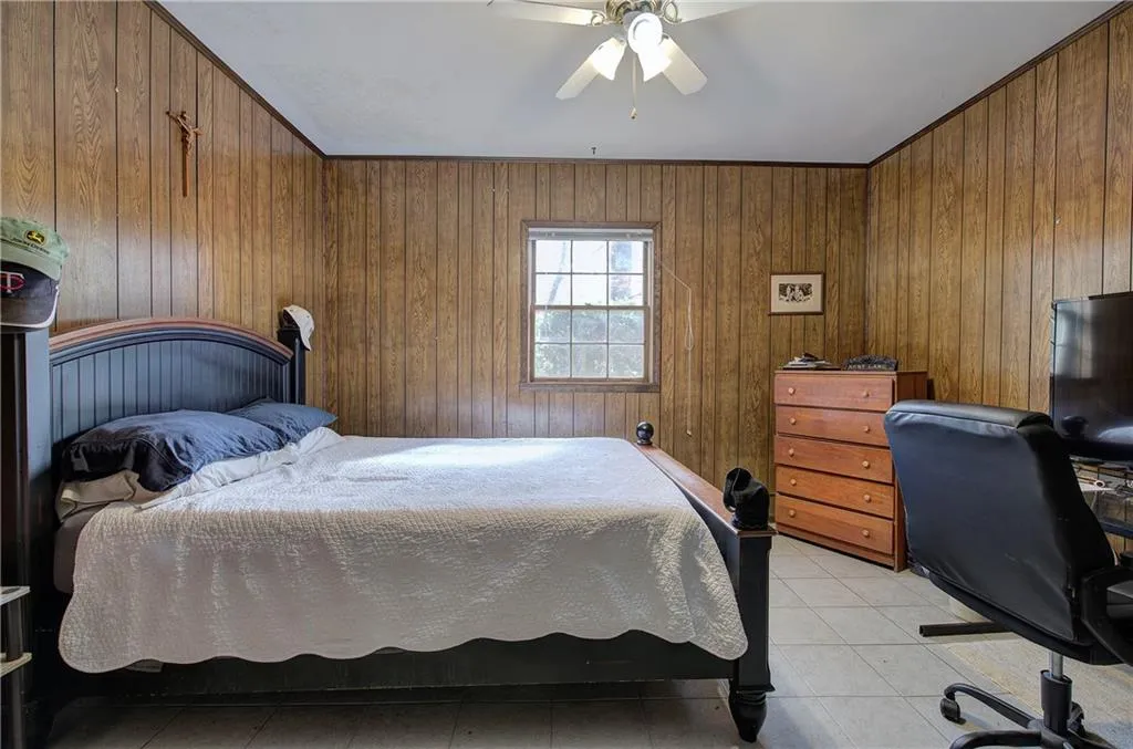 Marietta, Georgia 30068, United States, 4 Bedrooms Bedrooms, ,3 BathroomsBathrooms,Residential,Active,171200