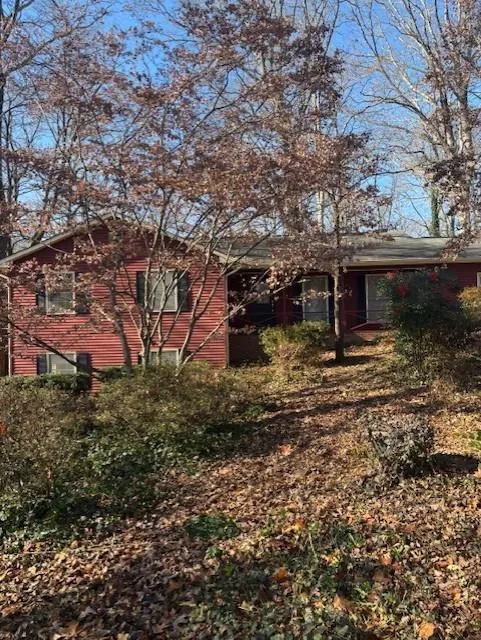 Marietta, Georgia 30068, United States, 4 Bedrooms Bedrooms, ,3 BathroomsBathrooms,Residential,Active,171200