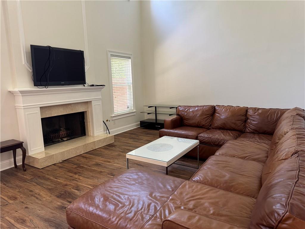 Power Pointe - Residential Lease