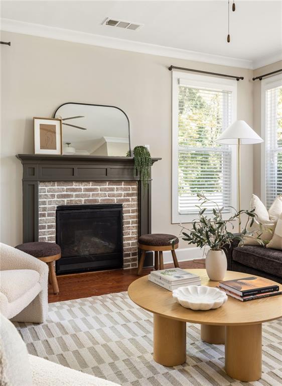 1939 Yellow Finch Trail SE