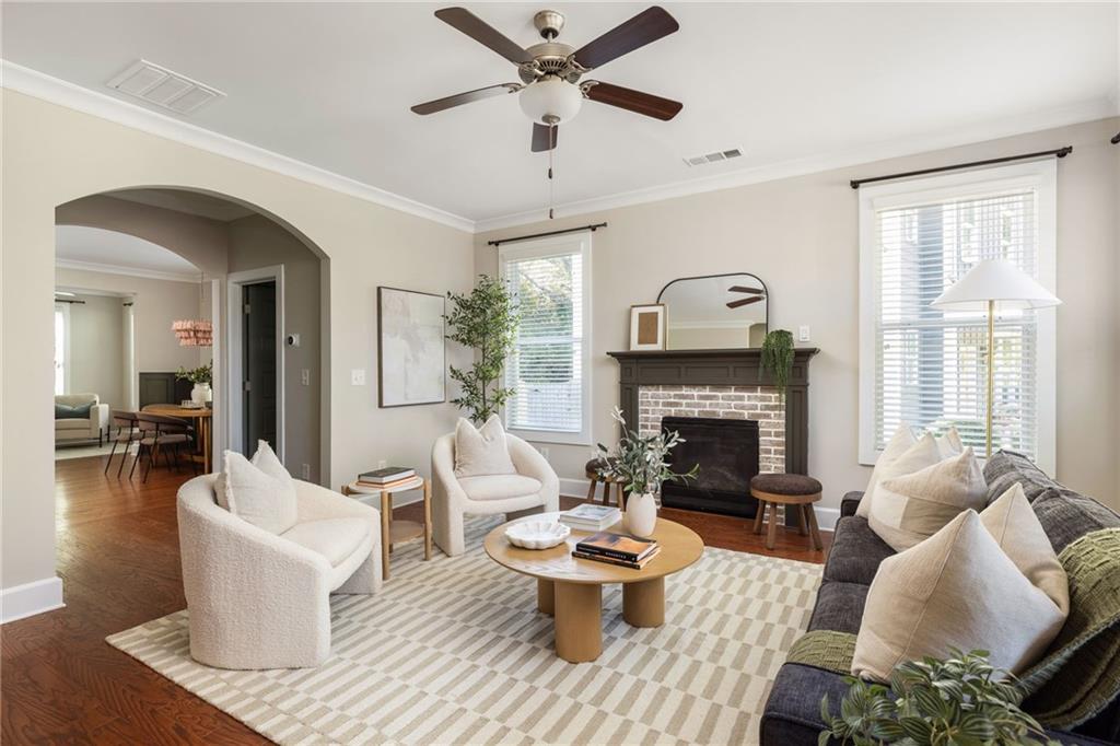 1939 Yellow Finch Trail SE