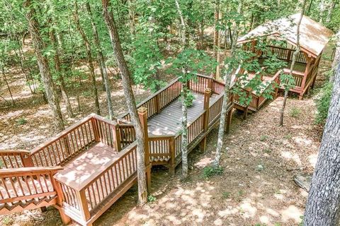 A home in Ellijay