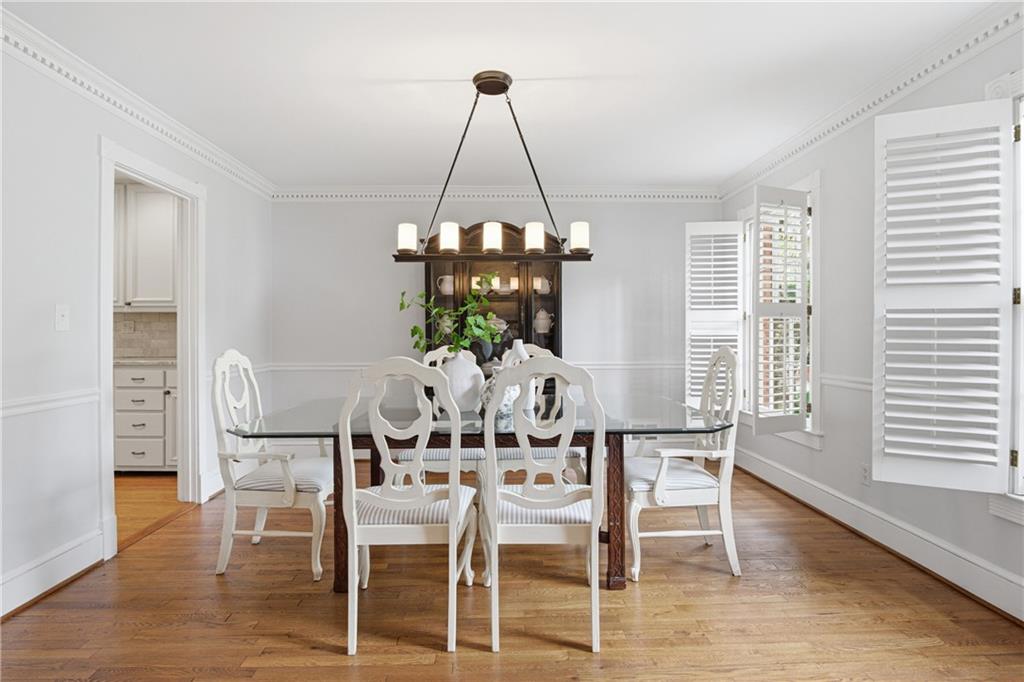 5465 Trowbridge Drive