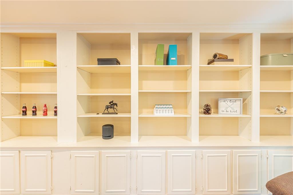 5184 Deering Trail