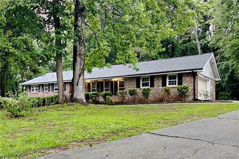 Homes For Rent - 2755 Hickory Circle<br/> Snellville, GA 30078