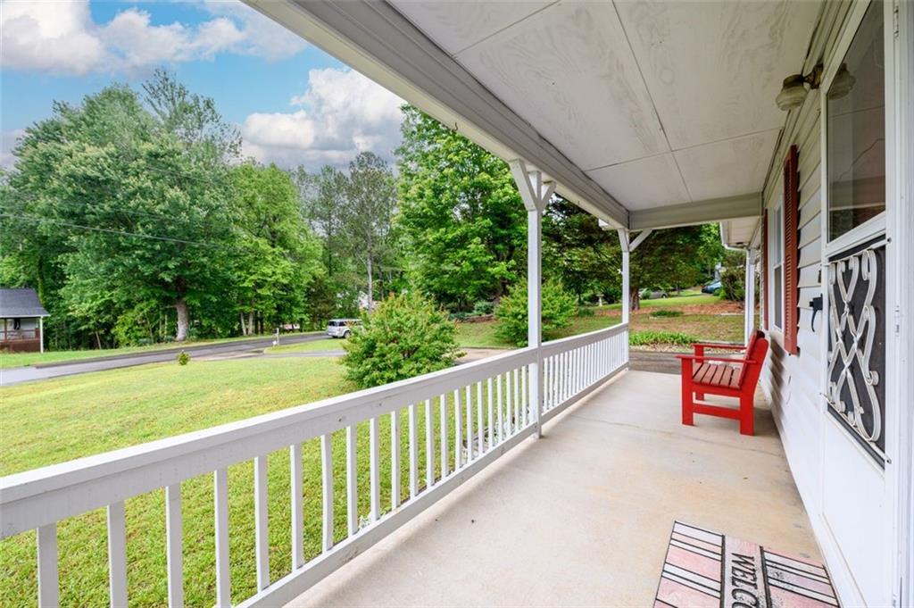 2977 Rogers Drive, Gainesville, Georgia image 4