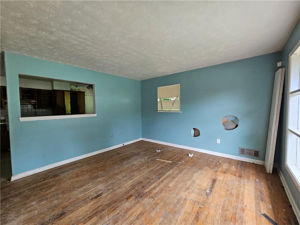 6616 King George Way, Morrow, Georgia image 4