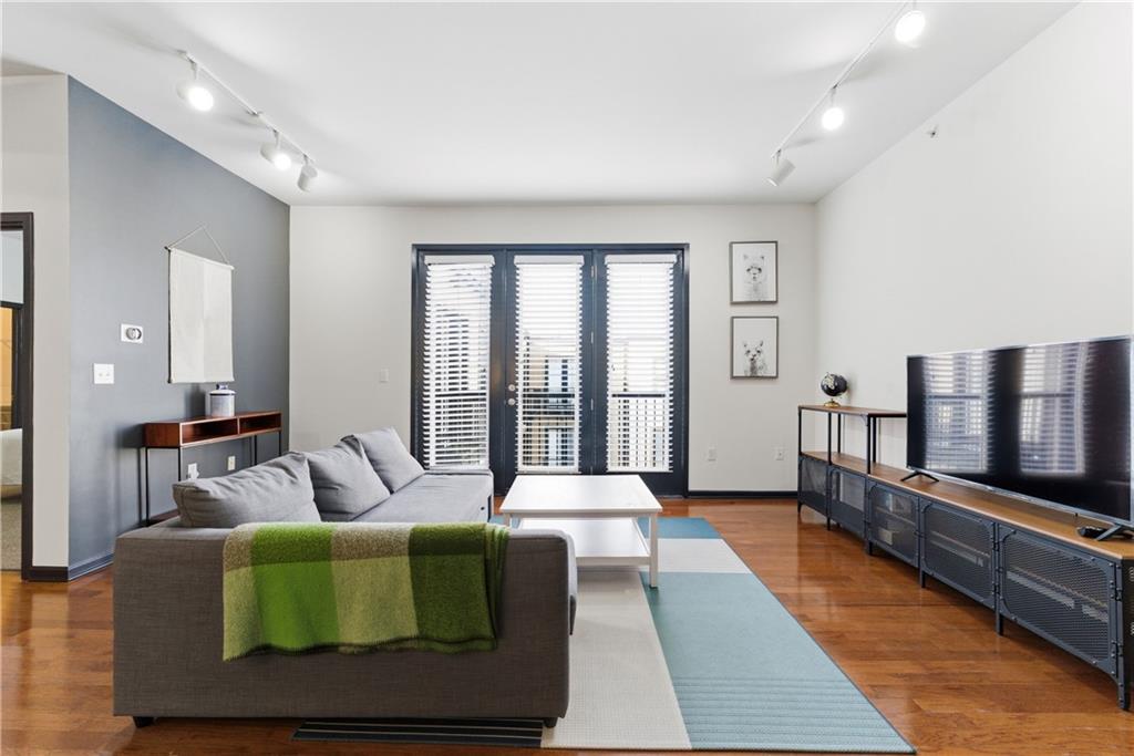 5300 Peachtree Road 3309