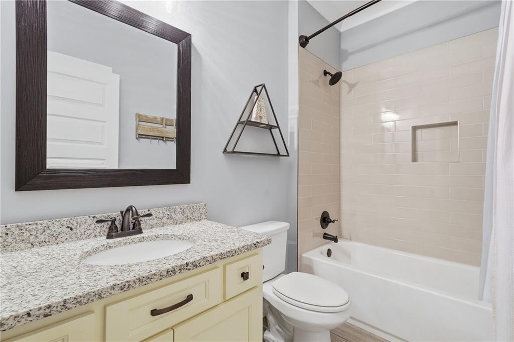 Wilshire Estates - Residential