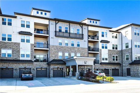 Condo For Sale - 3211 Orwell Way #4301<br/> Cumming, GA 30041