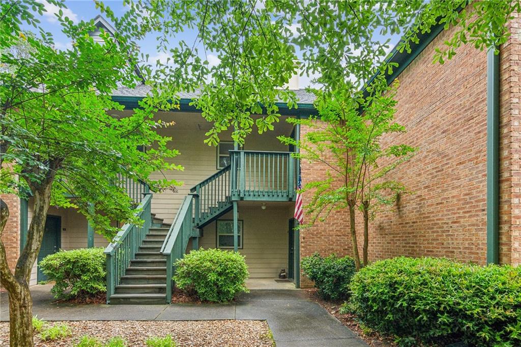 721 Beaufort Circle, Duluth, Georgia image 3