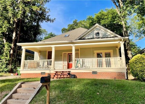 680 Grady Place SW Atlanta GA 30310