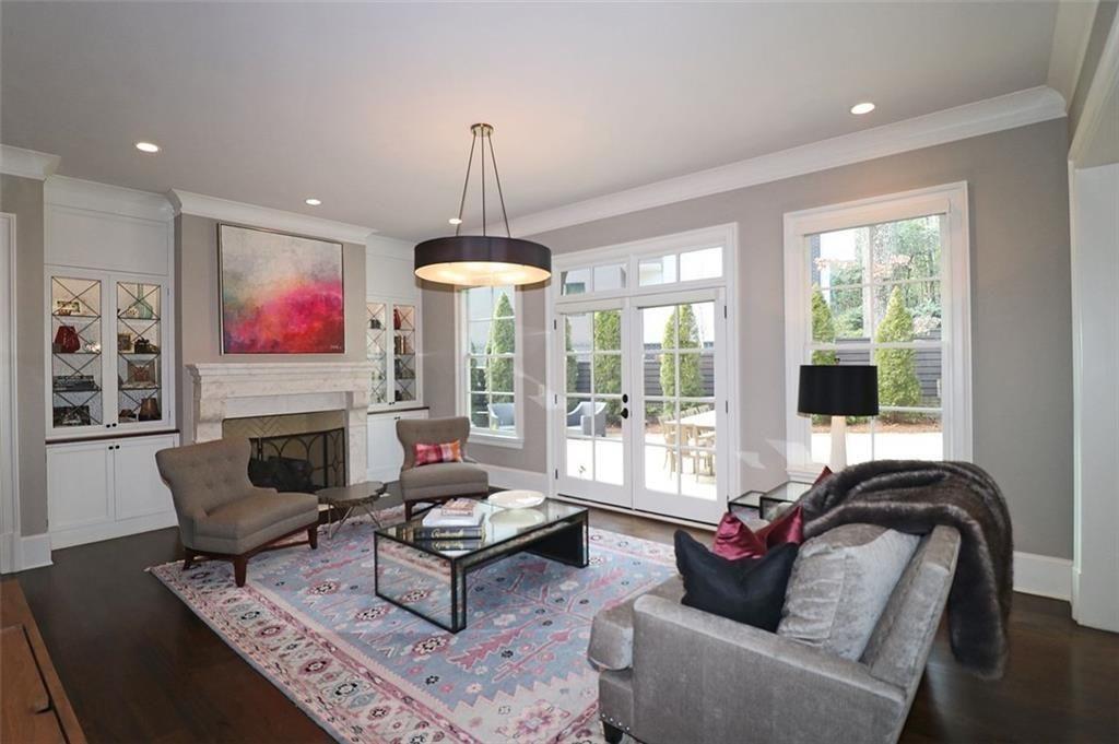 1600 Nottingham Way NE