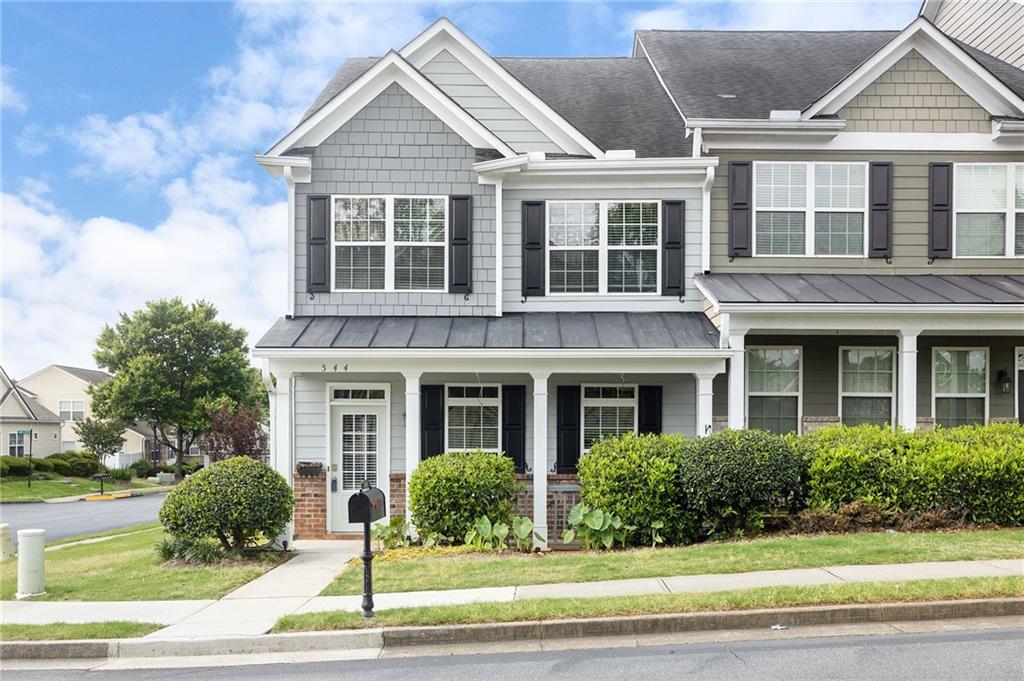 BEAUTIFUL End Unit in sought after River Park! New ROOF! Close to DT Woodstock, 575, Outlet Shoppes, Restaurants + more! Enjoy your new extended deck off the kitchen to make entertaining easy and relaxing after a long week. When you enter you'll notice the open concept living on main level w/ large space for dining table. Kitchen has been updated w/ newer appliances. Spacious secondary bedrooms and one w/ a loft area perfect for an additional bed or teen space. Additional storage in attic. Don't miss the AMAZING amenities River Park has to offer: Pool, Tennis Courts, Playgrounds and more! Enjoy all Woodstock has to offer from concert series, shopping, parks, trails, farmers markets and loads of events throughout the year. Schedule a private tour today. Welcome Home and ready to move in now!