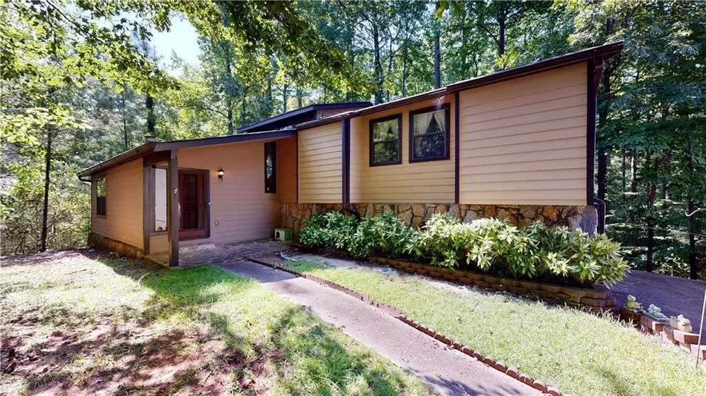 6562 Oakwood Drive