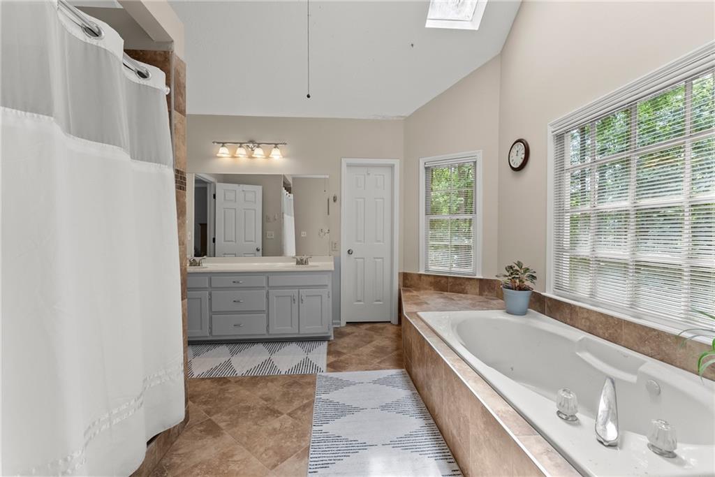 1172 Malvern Hunt Court, Lawrenceville, Georgia image 25