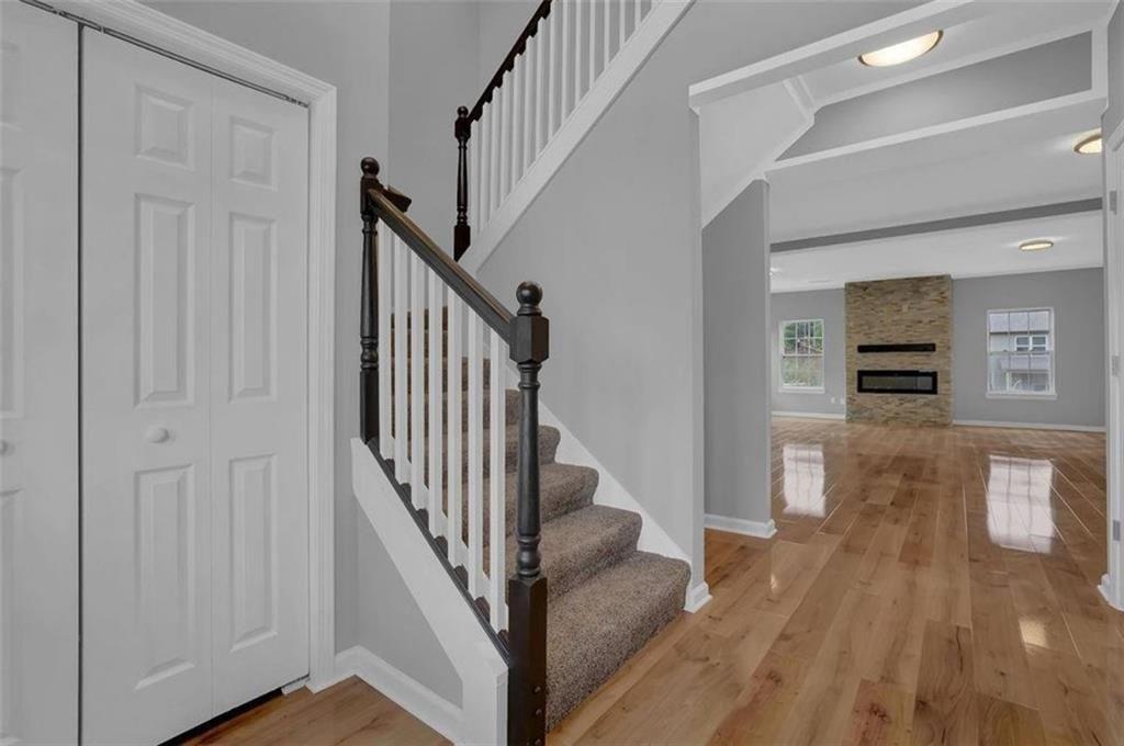2863 Shoals Hill Court