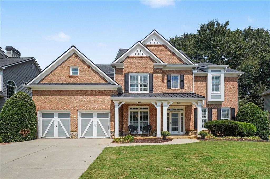 1083 Lakefield Walk