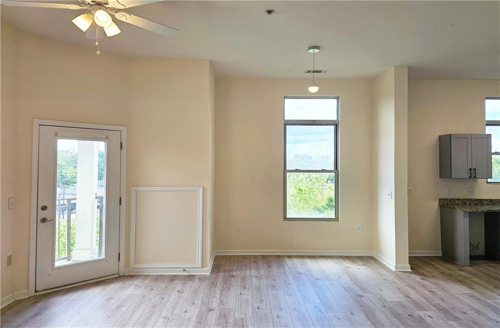 870 MAYSON TURNER Road NW 1447