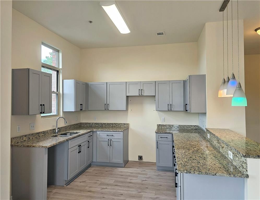 870 MAYSON TURNER Road NW 1447