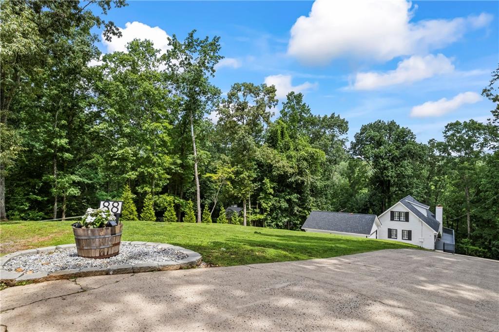 88 Toto Creek Drive W