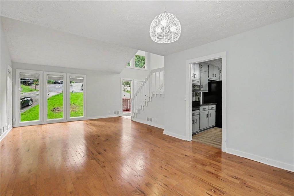 5148 Rocky Glen