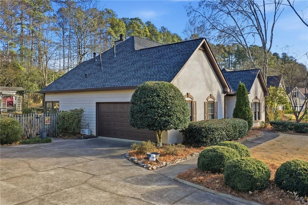 Photo of 1565 Victoria Walk, Cumming, GA 30041 (MLS # 7704101)