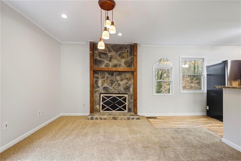 FALLING WATER - Residential Lease