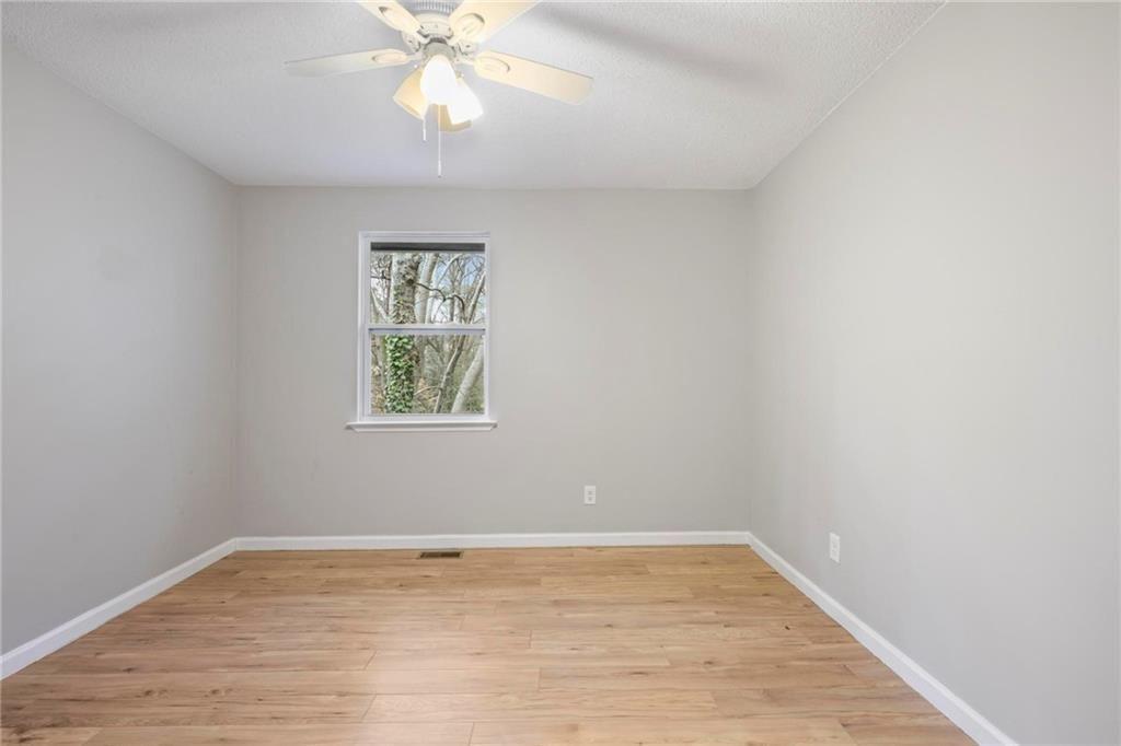 FALLING WATER - Residential Lease